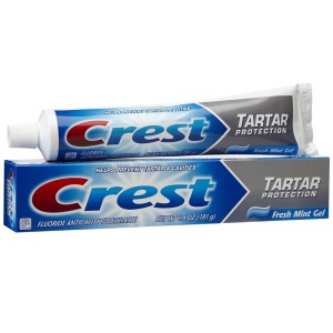 Отбеливающая зубная гель-паста Crest Tartar Protection Whitening Fresh Mint gel от зубного камня 181 г