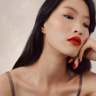 Пудра-хайлайтер Hermès Plein Air 24 Faubourg Face and Eye Illuminating Powder Limited Edition 02 Rose Gold 7 г