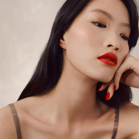 Пудра-хайлайтер Hermès Plein Air 24 Faubourg Face and Eye Illuminating Powder Limited Edition 02 Rose Gold 7 г